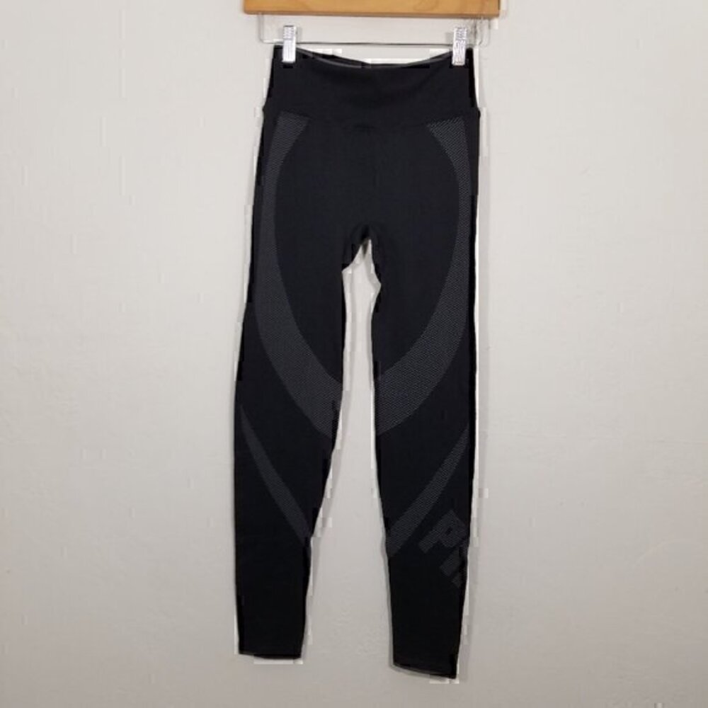 NWT PINK Victoria's Secret Active Leggings Black Size S